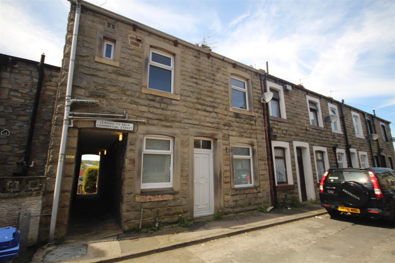 2 bedroom end terrace house To Let in Barnoldswick - IMG_7010.jpg